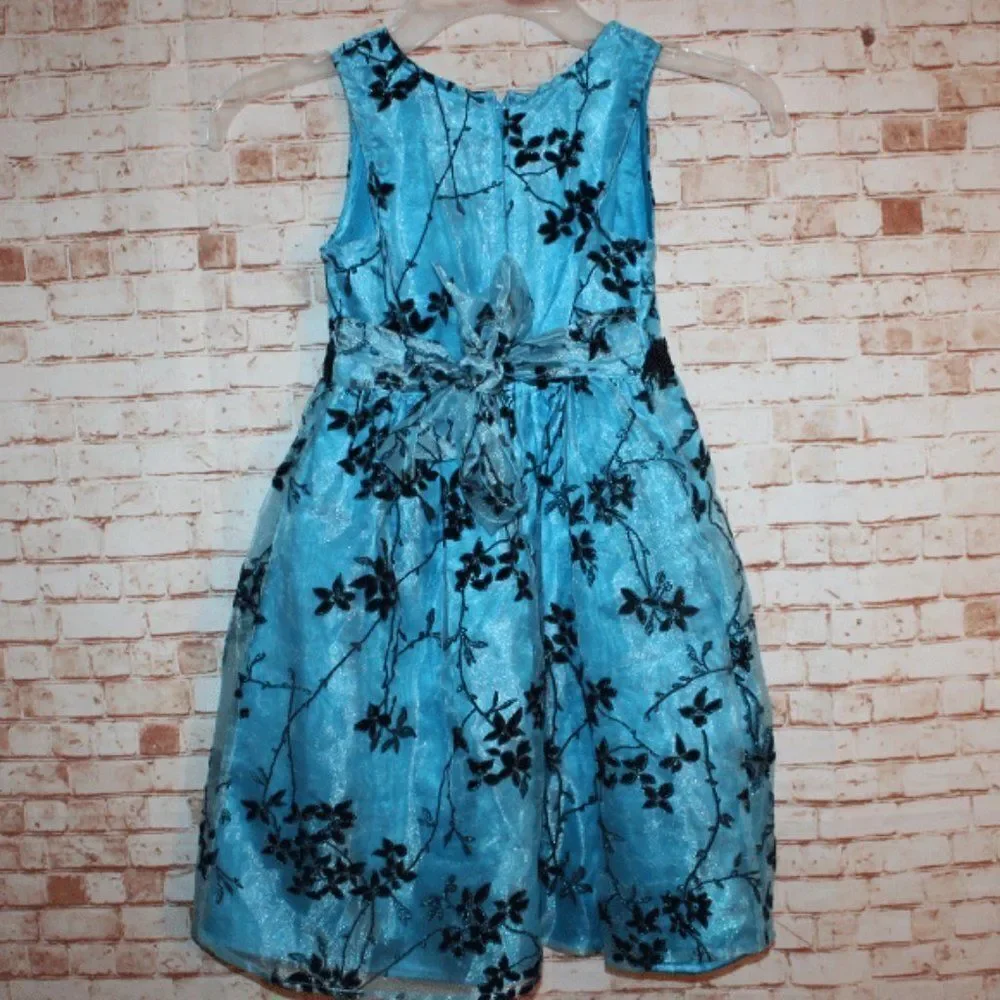 Zoey Sleeveless Blue Floral Dress Size 6x